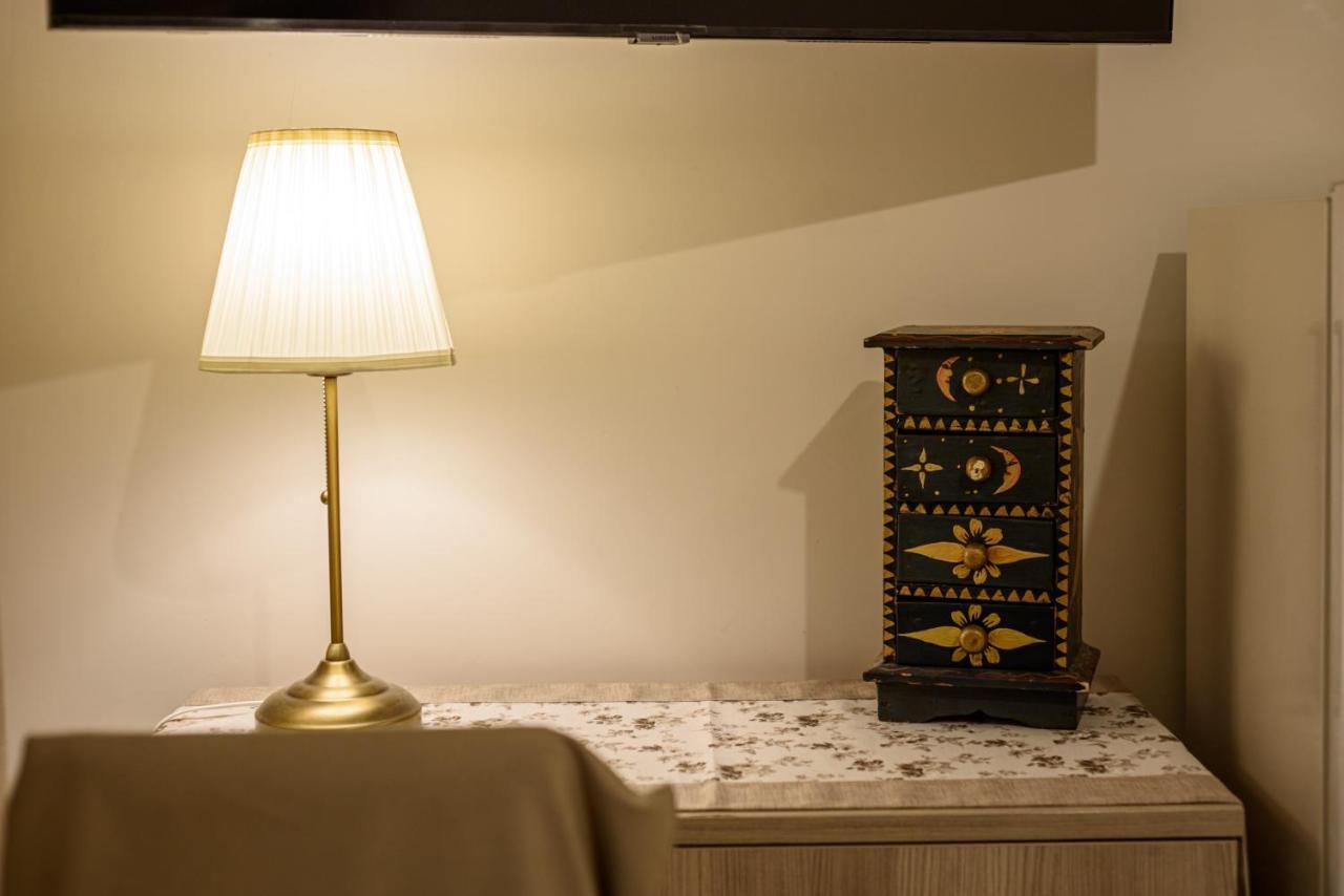 Vico Tre Re A Toledo 41 Apartment Naples