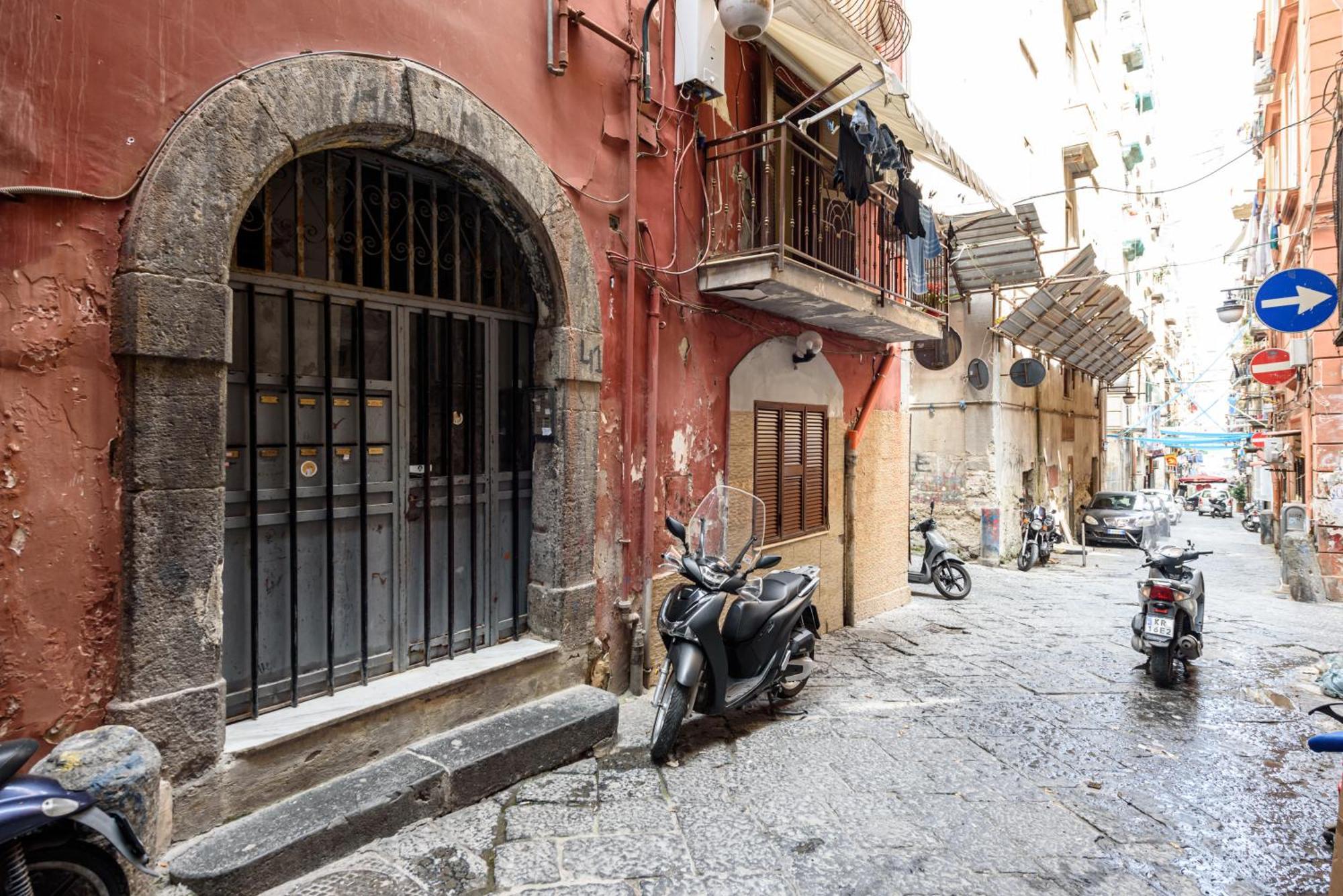 Vico Tre Re A Toledo 41 Apartment *